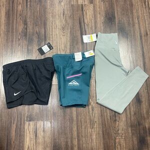 3/$100 BUNDLE NIKE GYM CLOTHES
